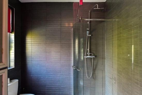 Quirky 4 Bedroom Apartment With Terrace คาร์ดิฟฟ์ ภายนอก รูปภาพ
